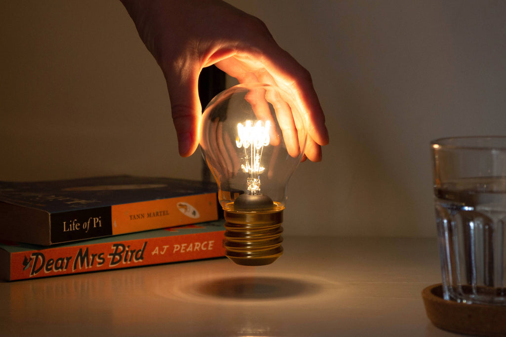 Cordless Lightbulb – Now There’s a Bright Idea!