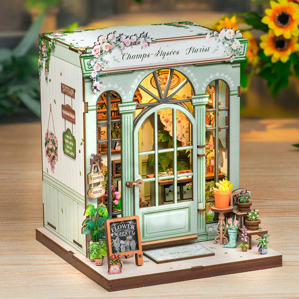 Champs-Élysées Florist - Book Nook