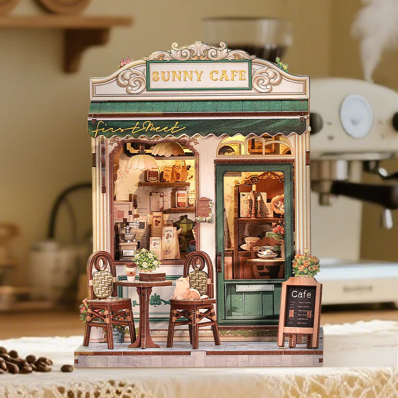 Sunny Cafe - Book Nook