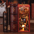Flame Common Room - Book Nook