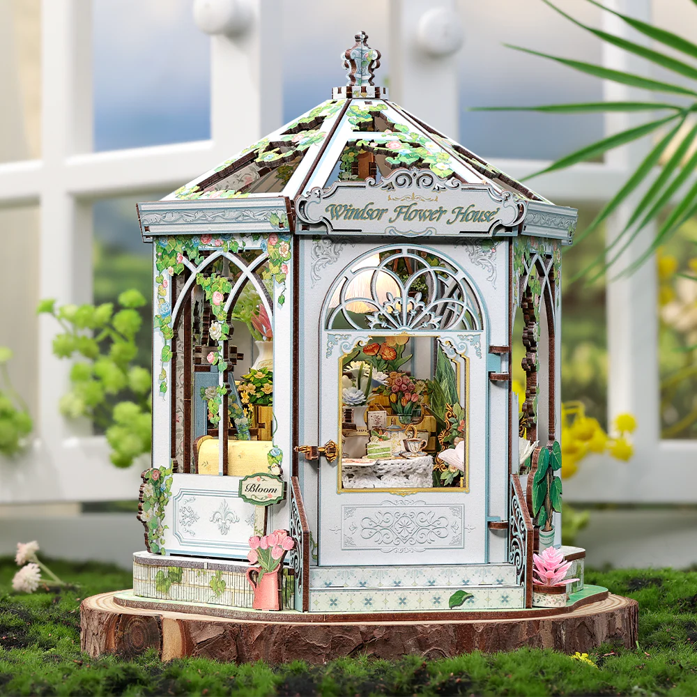 Windsor Flower House - Book Nook