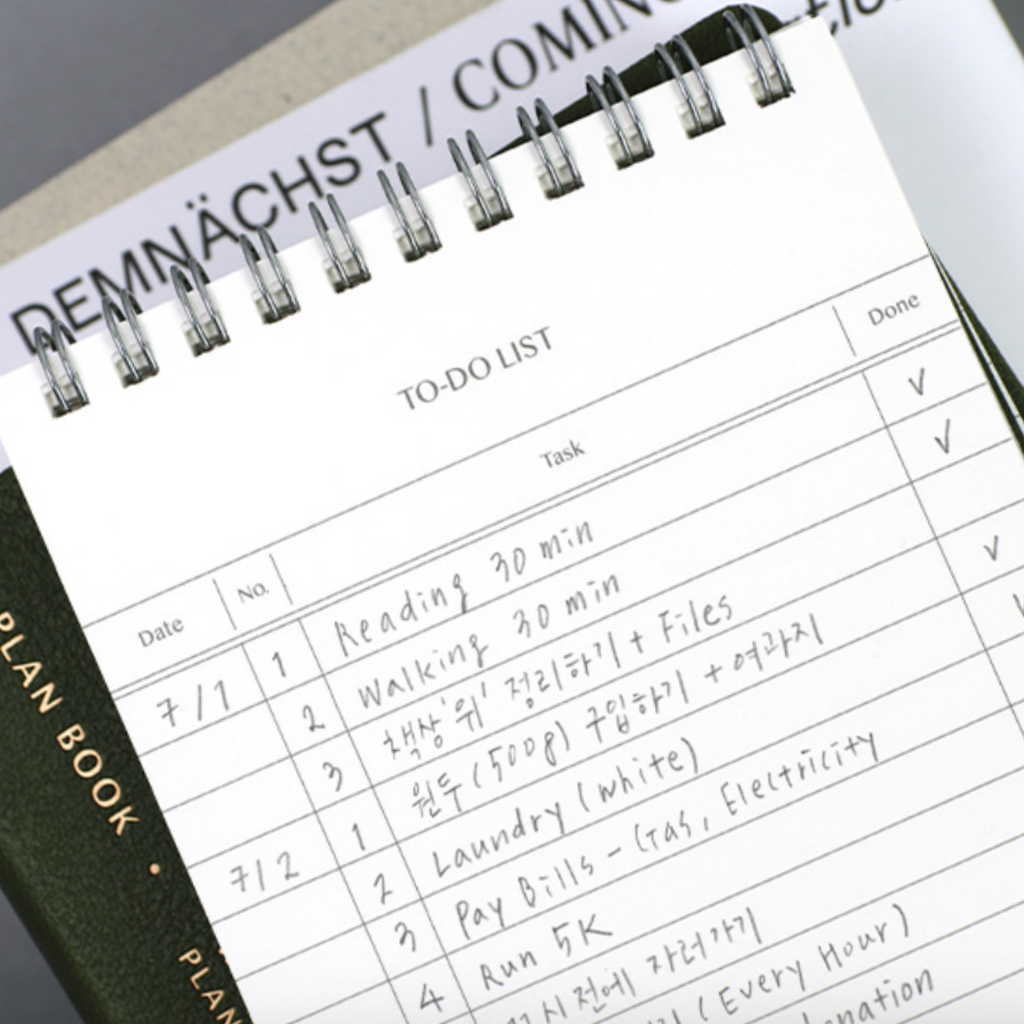 Paperian Lists To Live By [To-Do List Notebook]