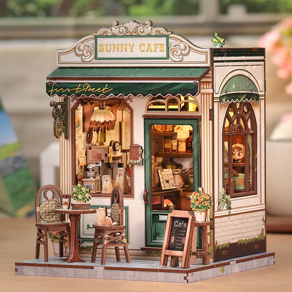 Sunny Cafe - Book Nook