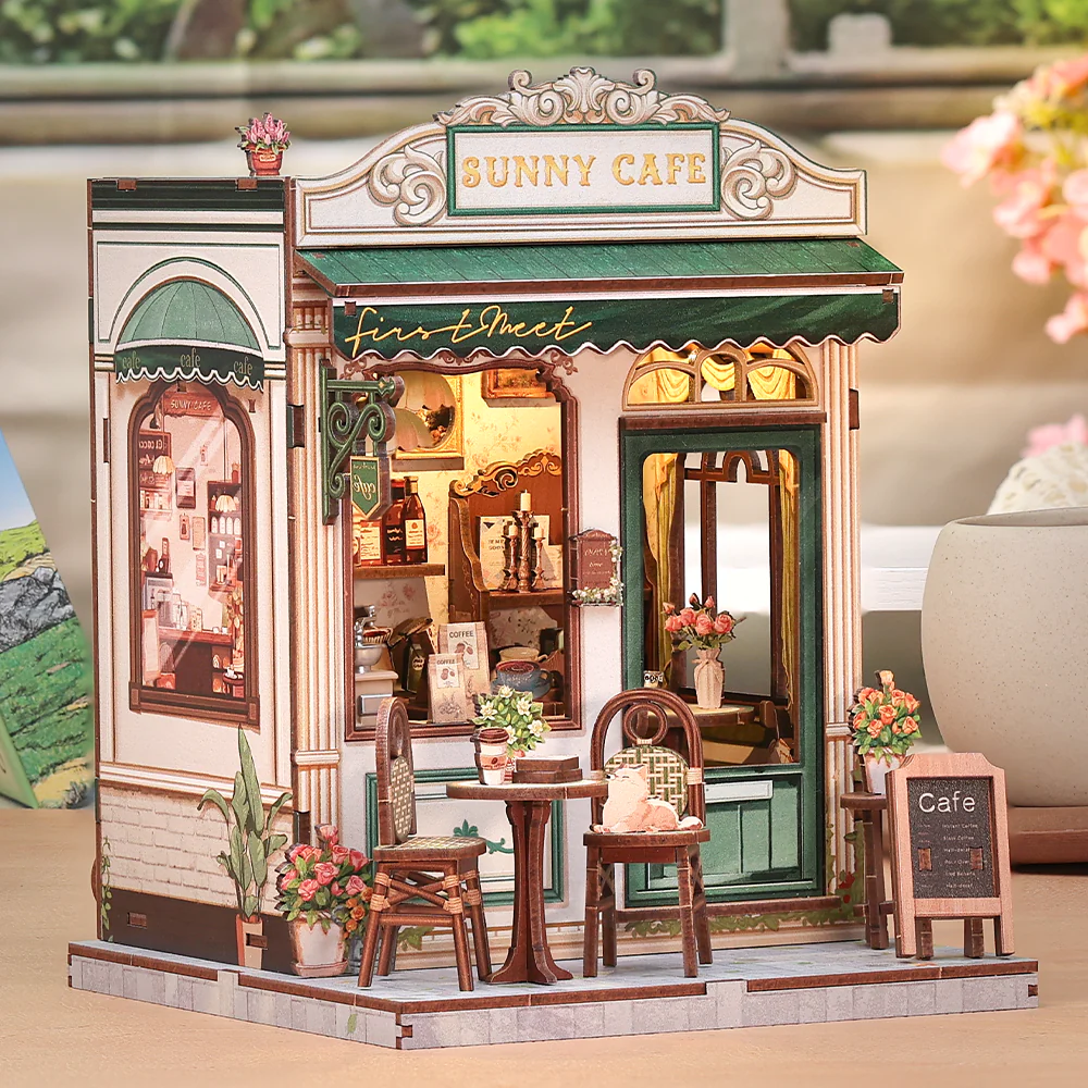 Sunny Cafe - Book Nook