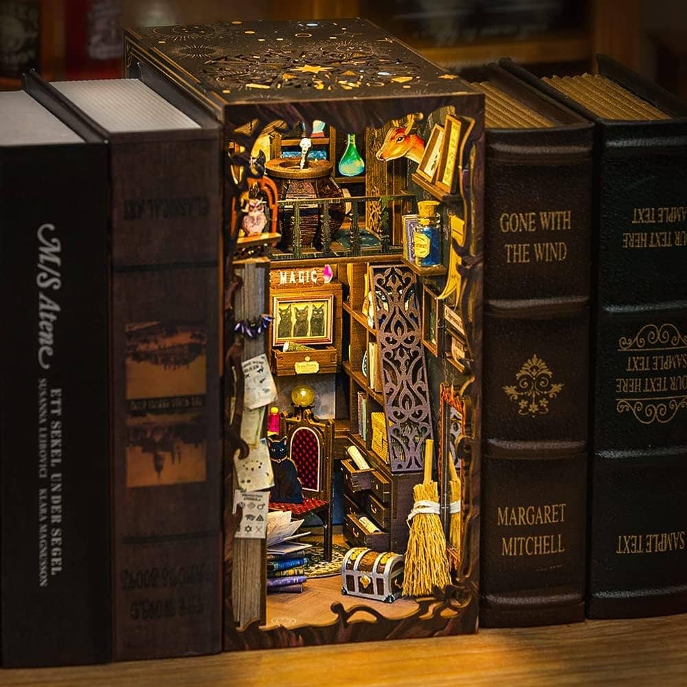 Magic Pharmacist - Book Nook