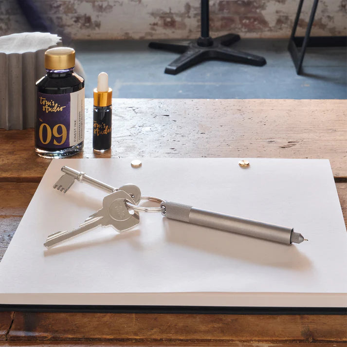 Tom's Studio Lumos - Titanium
